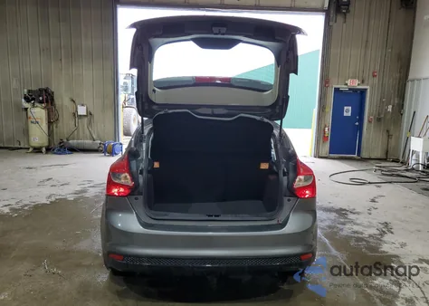 2014 Ford Focus Se from USA, damaged, VIN 1FADP3K27EL134237